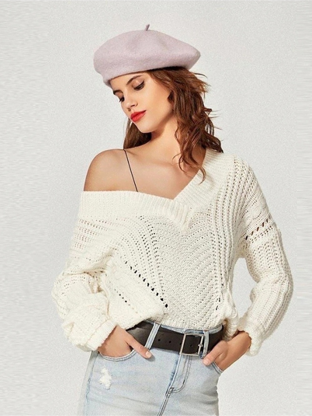 URBAN OUTFITTERS Cable Knit V-Neck Sweater / Cream / Medium